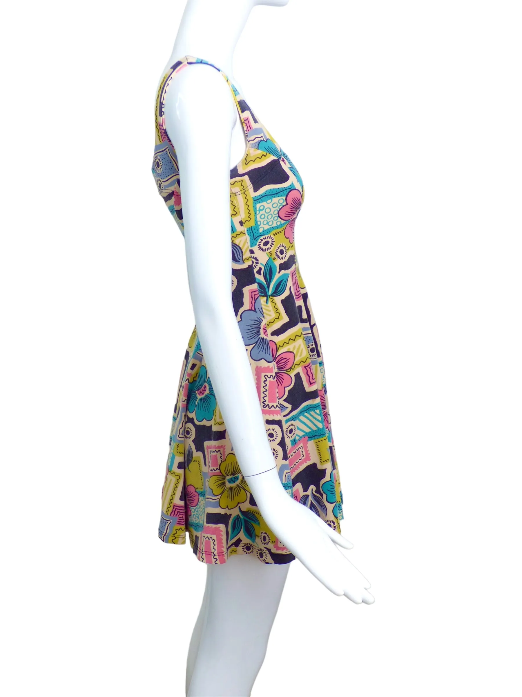 BETSEY JOHNSON-1980s Floral Knit Mini Dress, Size-Small