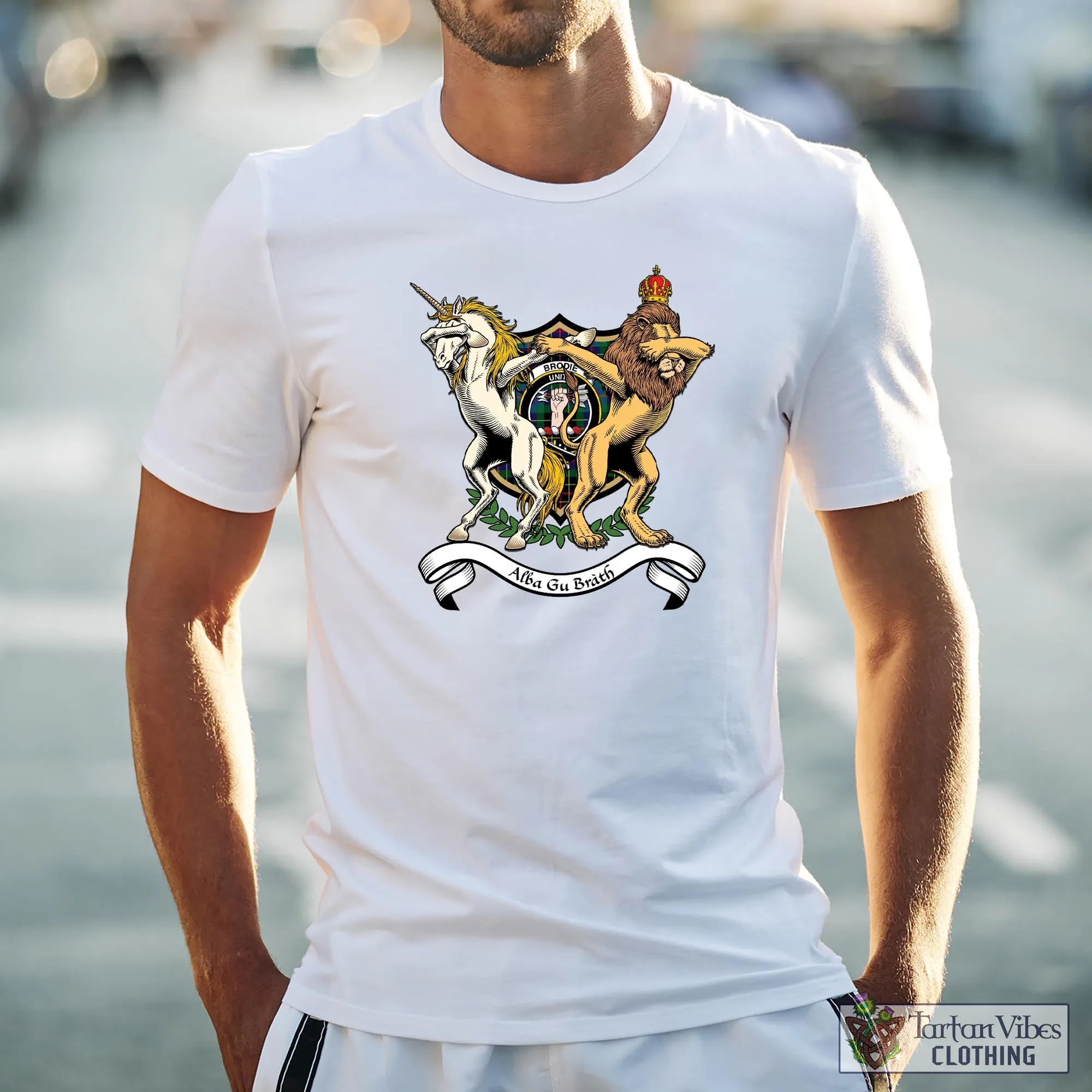 Brodie Hunting Modern Family Crest Cotton Men's T-Shirt with Scotland Royal Coat Of Arm Funny Style