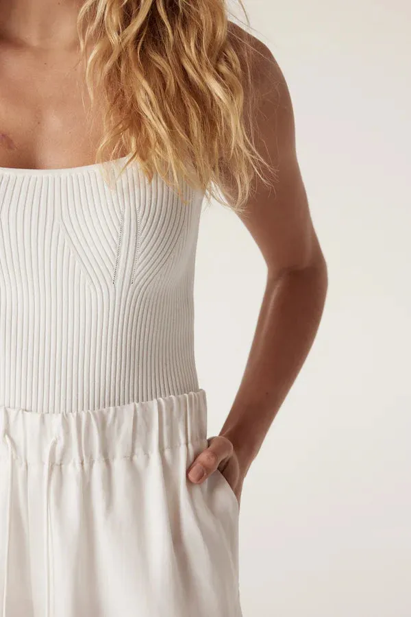 CREPE RIBBED KNIT TANK | White