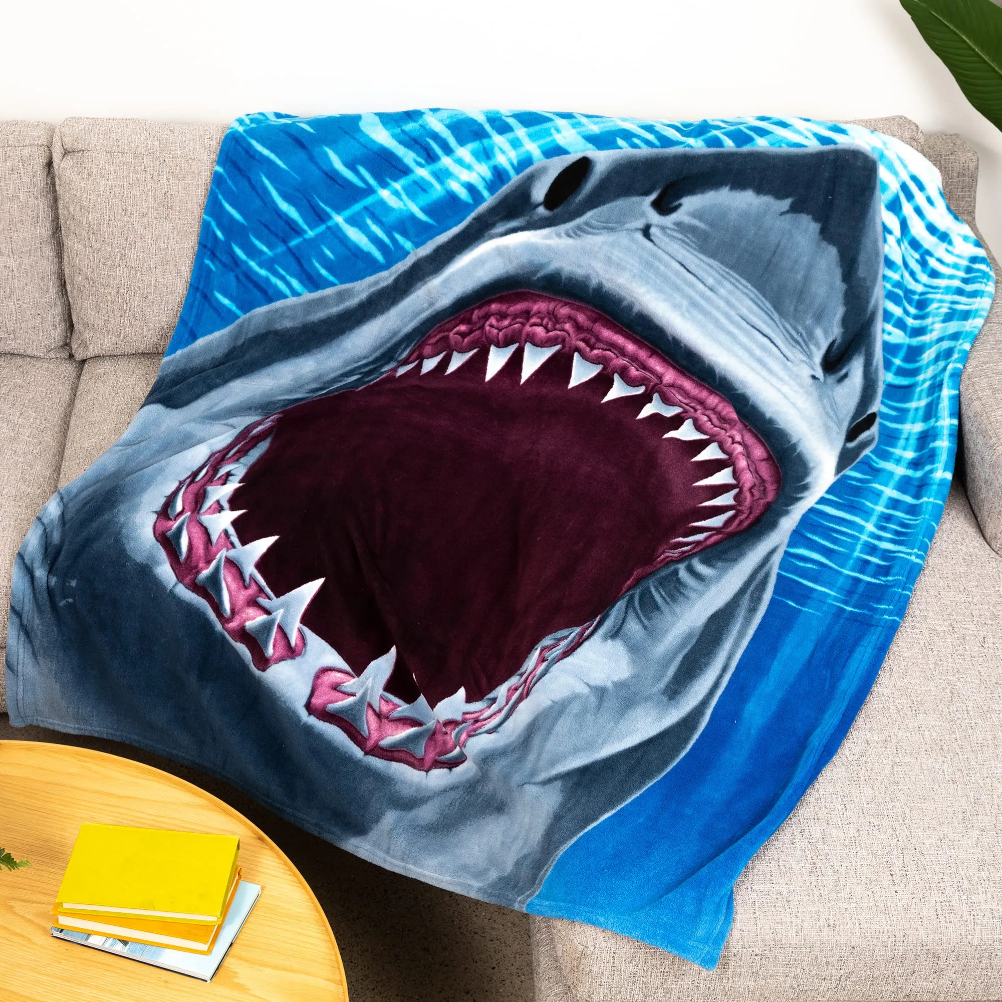 Great White Shark Fleece Blanket For Bed, 50" X 60" Jaws Fleece Throw