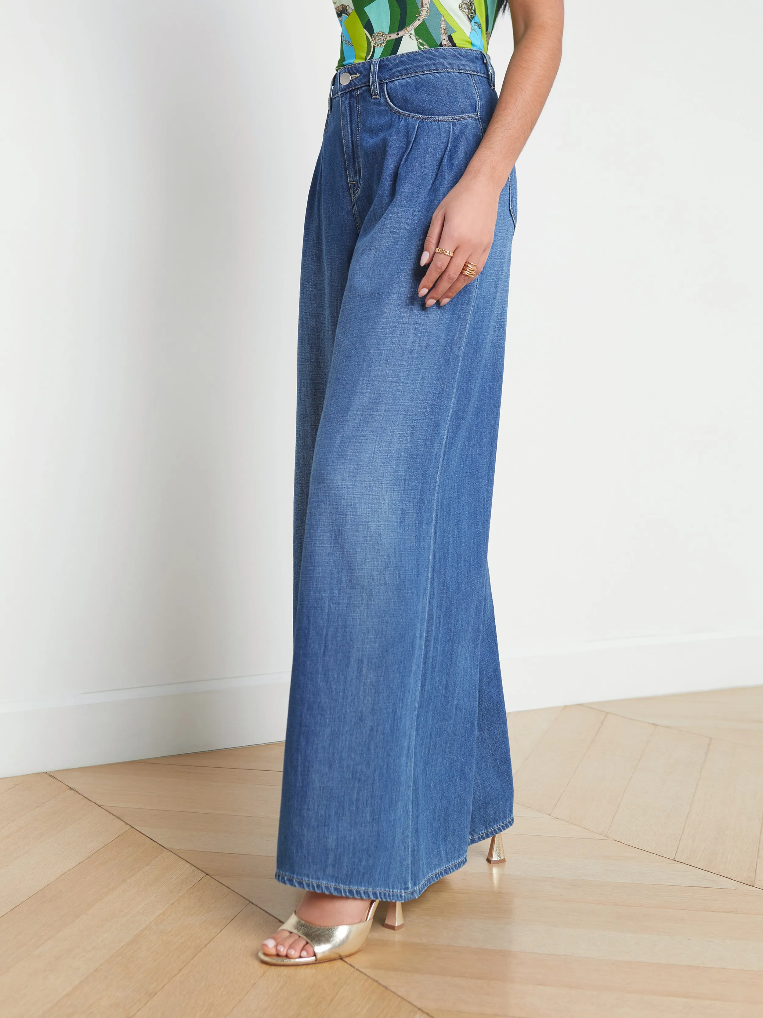 Lanae Super Wide-Leg Jean