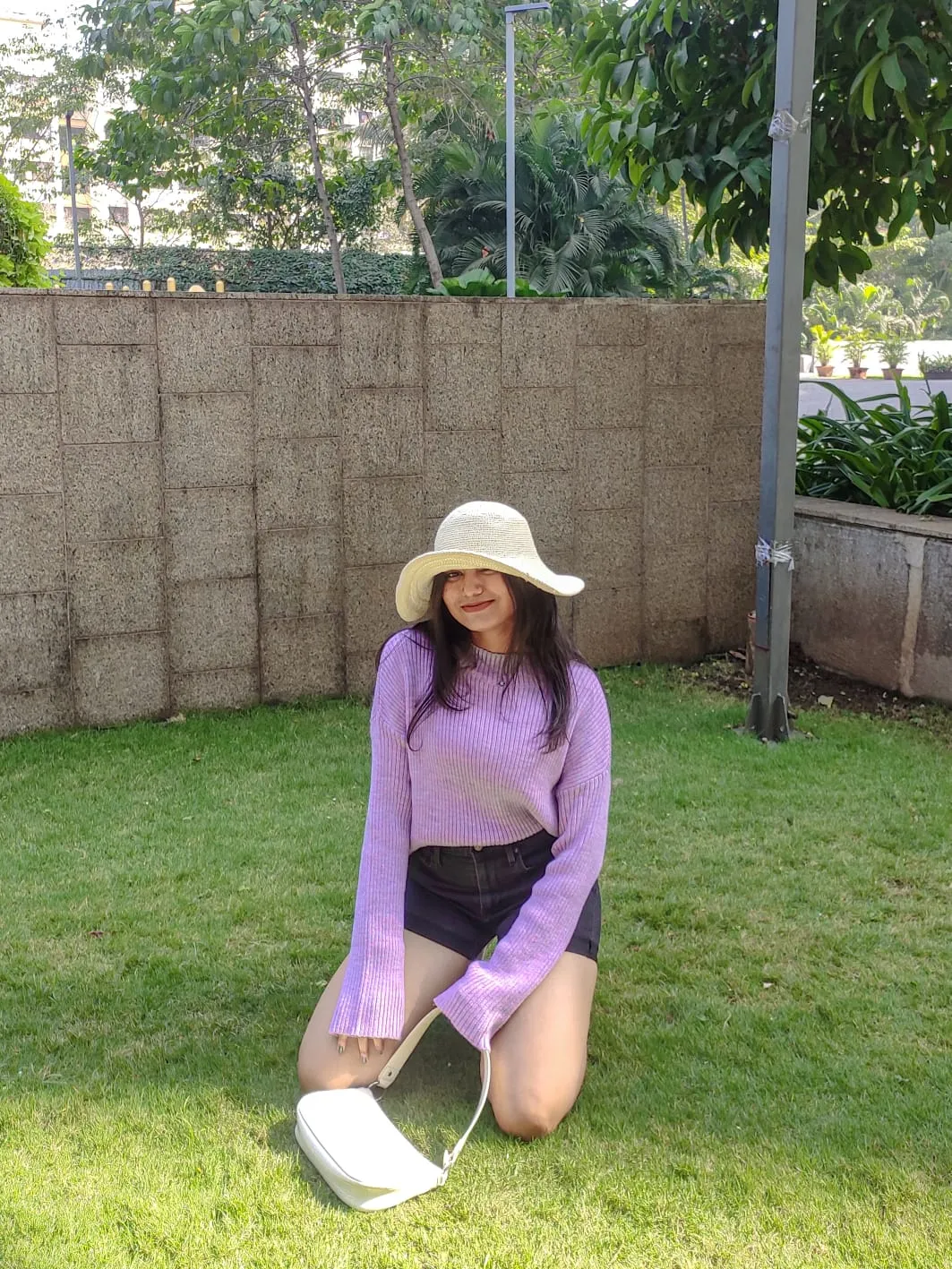 Light lilac knitted oversized jumper