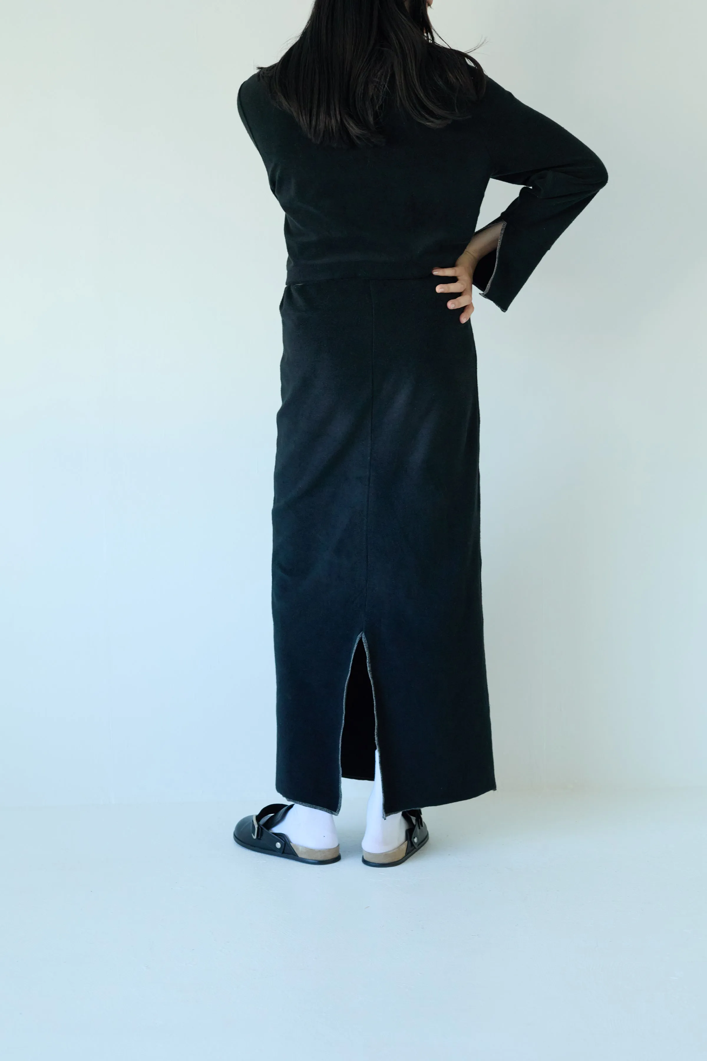 <PRE ODER >  Pile fabric skirt