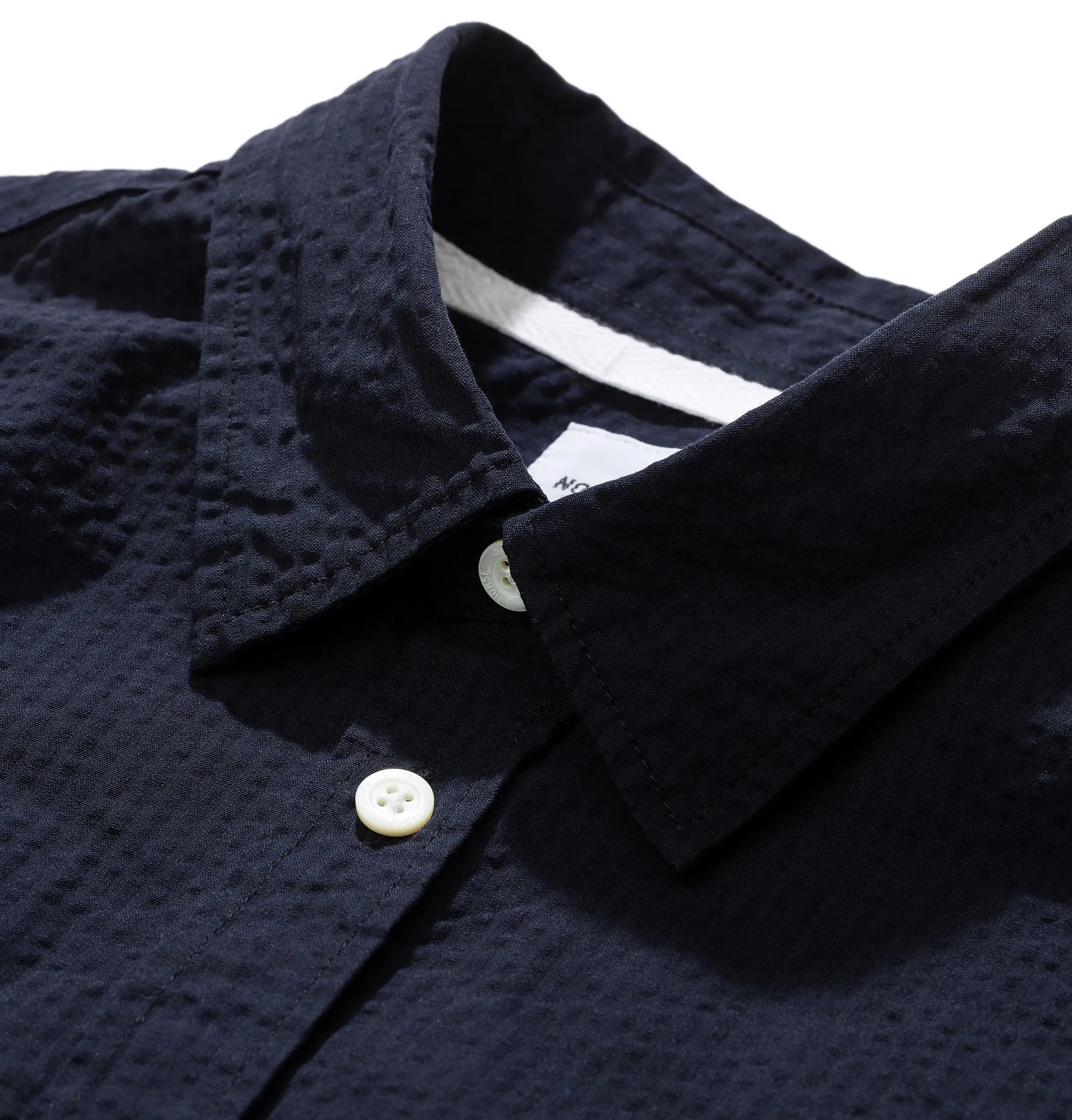 Norse Projects Osvald Seersucker Short Sleeve Shirt – Dark Navy