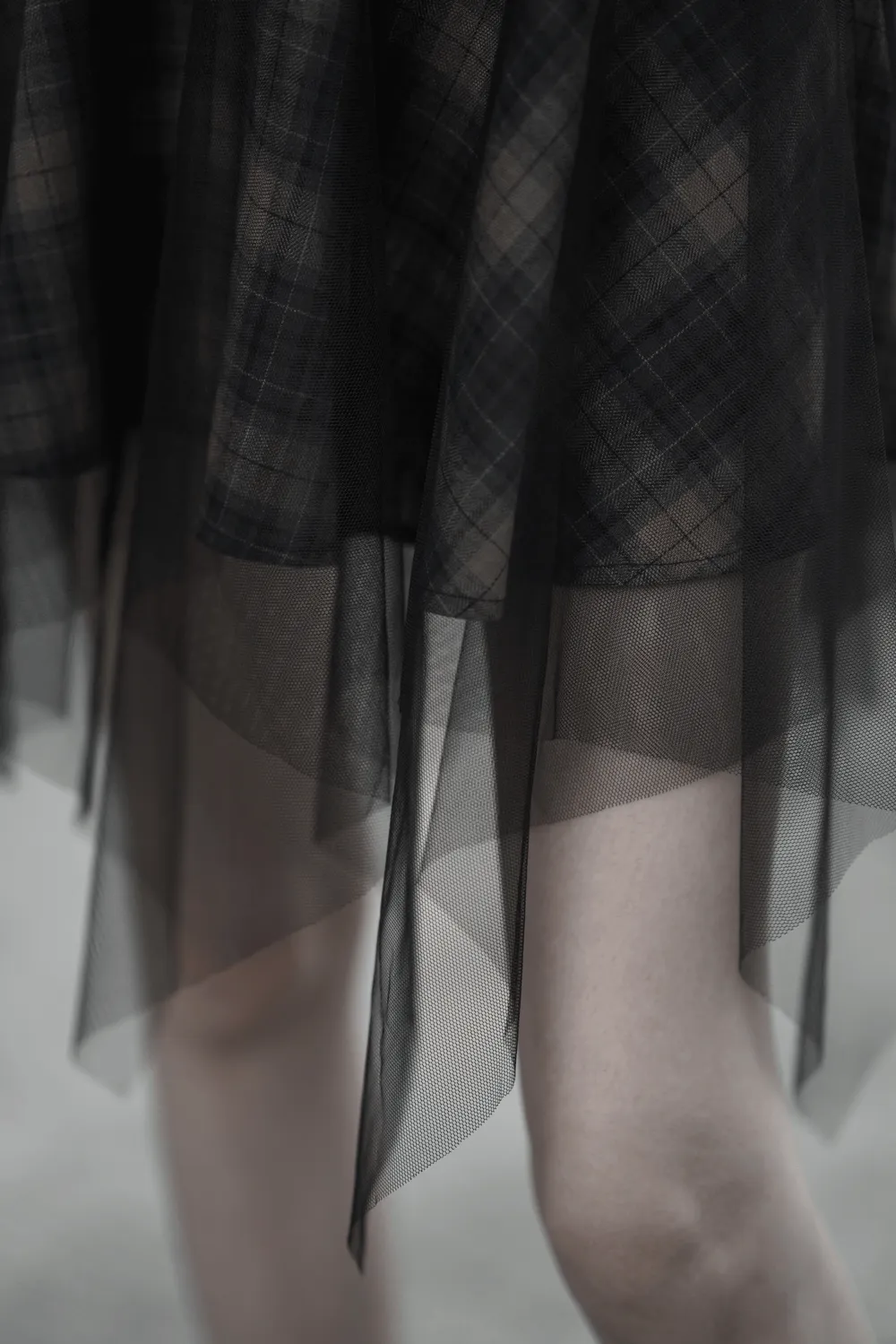 Stylish Dark Punk Grunge Plaid Mesh Asymmetric Skirt