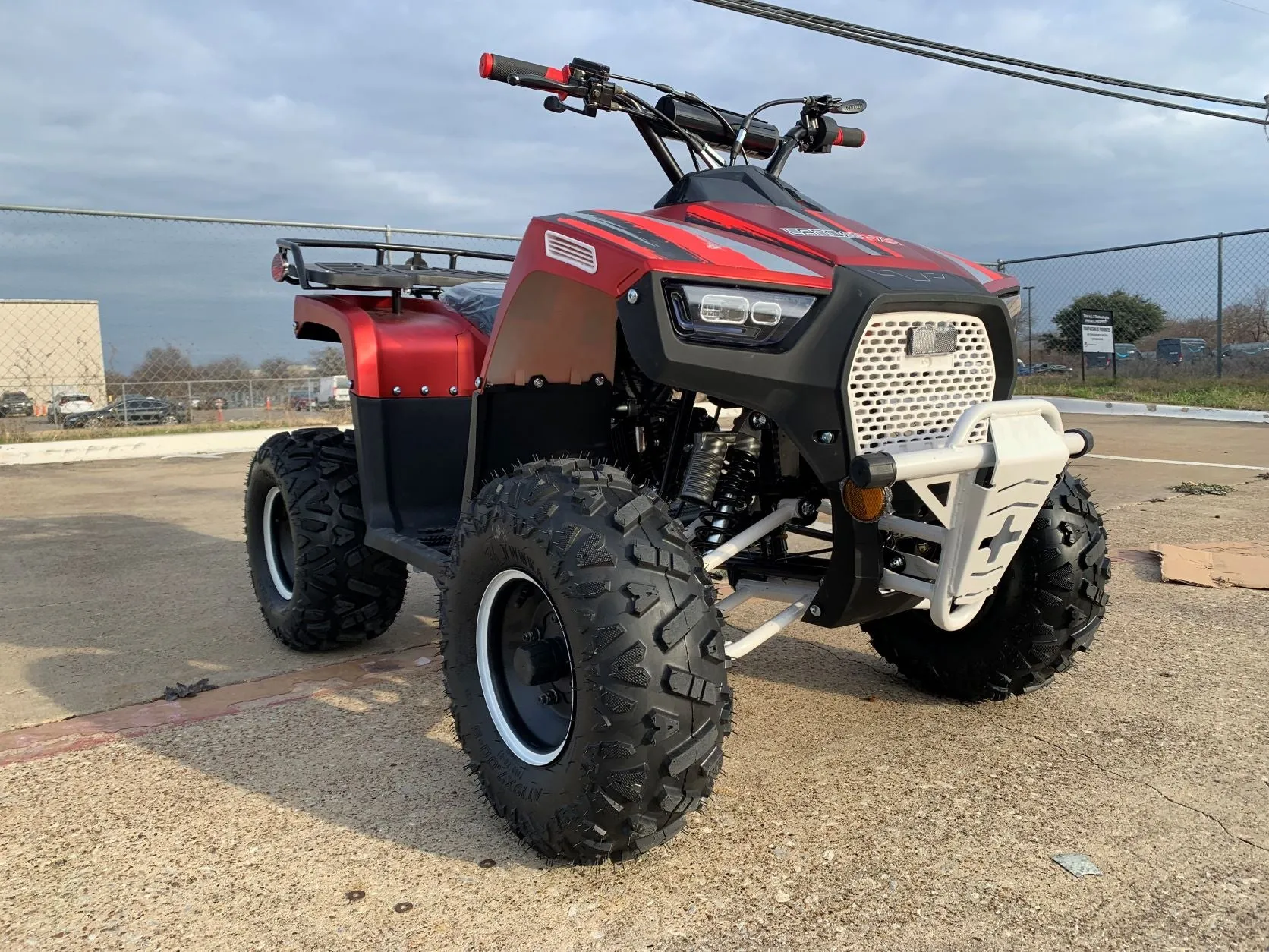 Trailmaster ATV XD 125UF, Utility style Mid Size Youth ATV, with electric start, Automatic with Revese