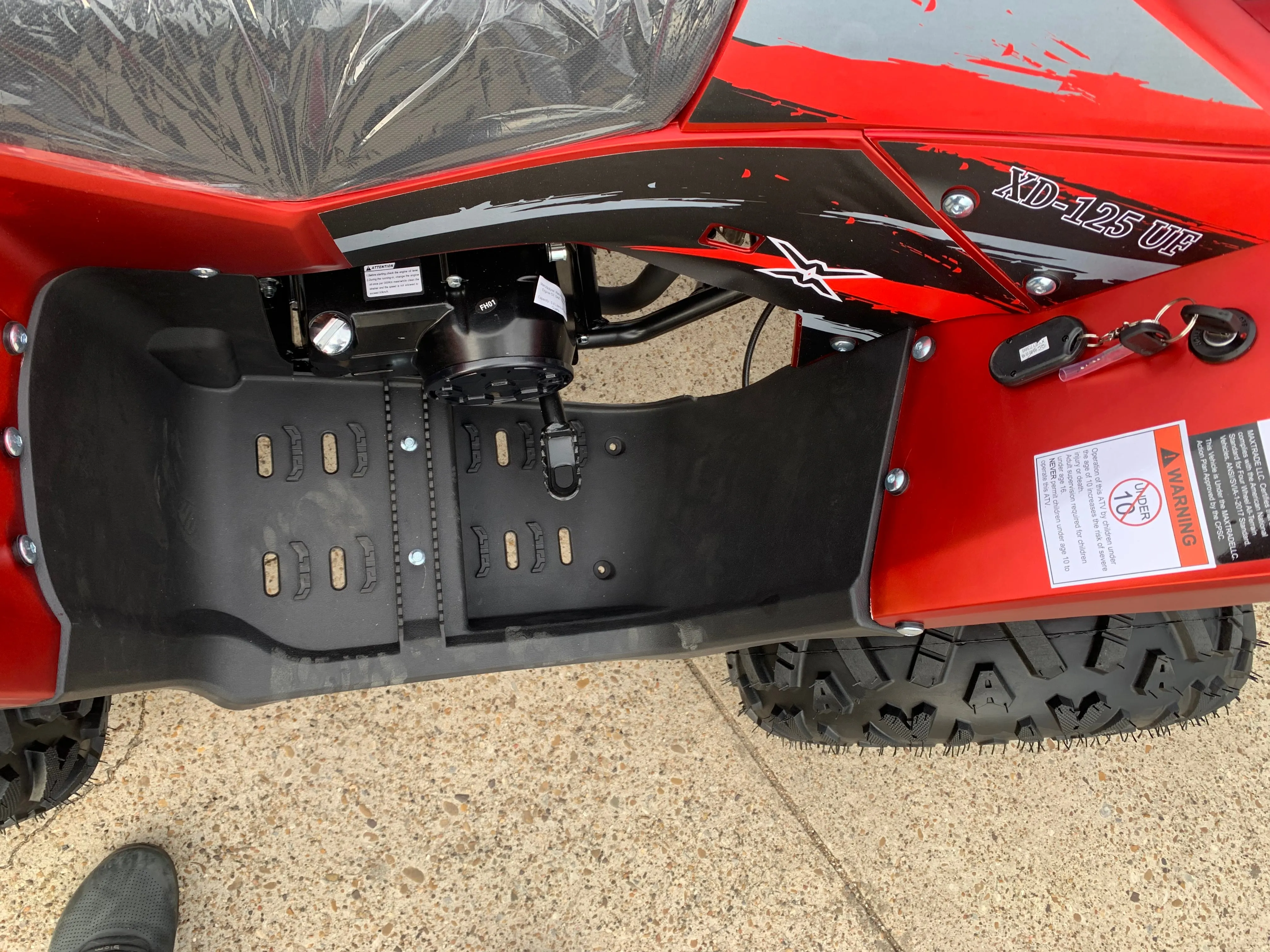 Trailmaster ATV XD 125UF, Utility style Mid Size Youth ATV, with electric start, Automatic with Revese