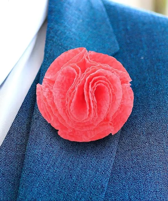 Vittorio Vico Unisex Solid Seersucker Flower Lapel Pin