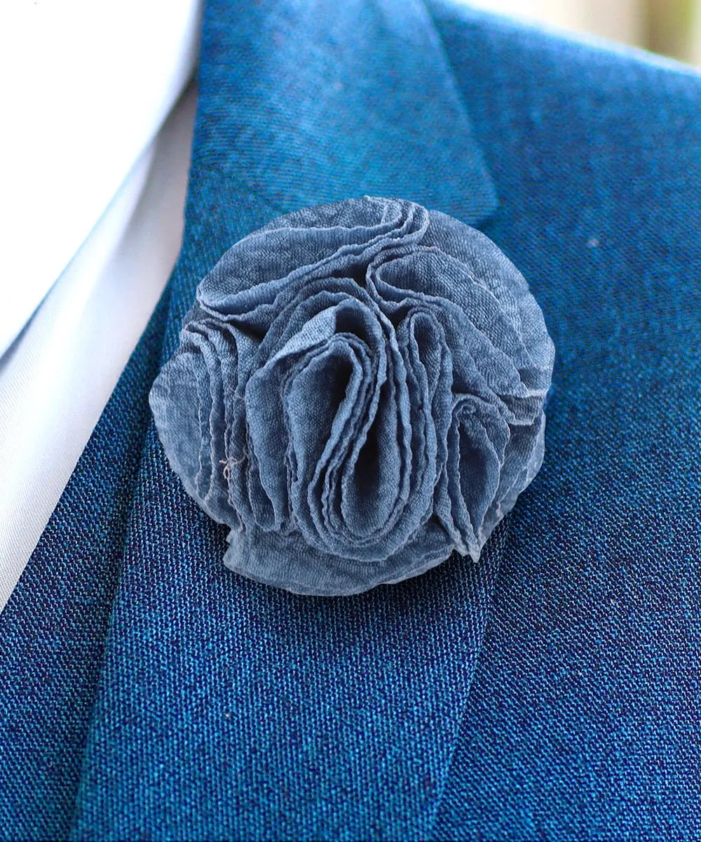 Vittorio Vico Unisex Solid Seersucker Flower Lapel Pin