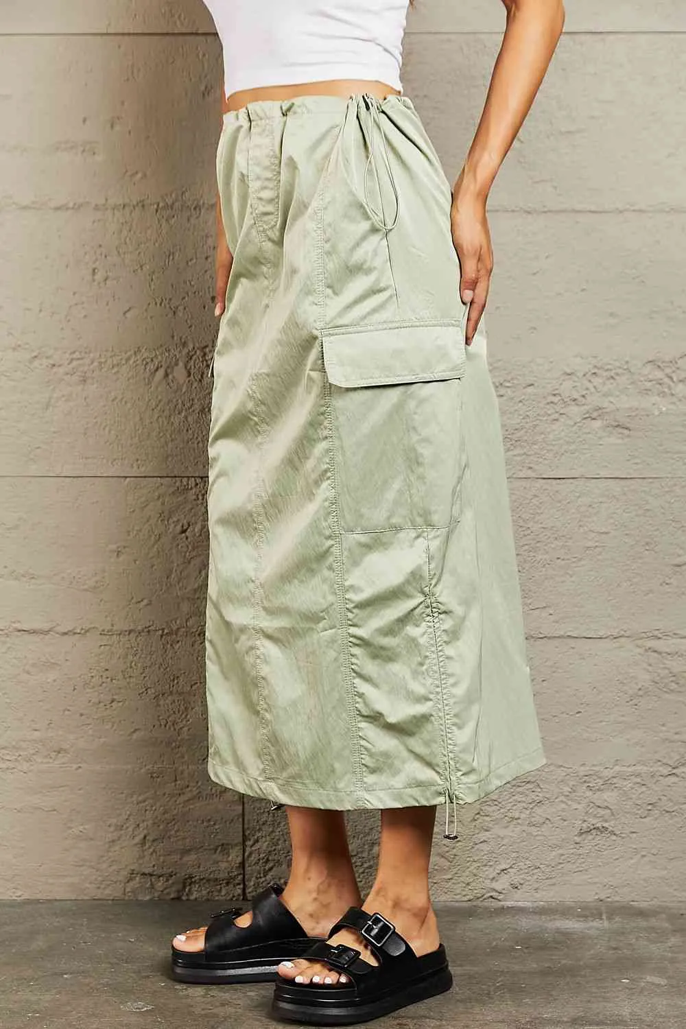 Women's HYFVE Just In Time High Waisted Cargo Midi Skirt