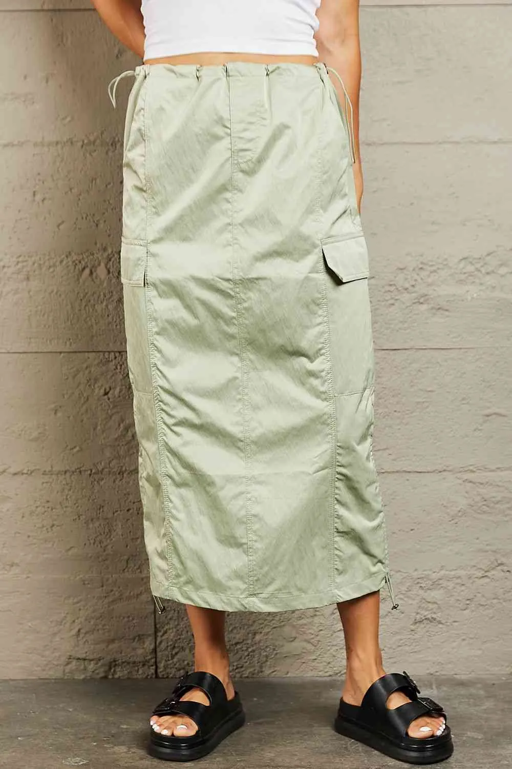 Women's HYFVE Just In Time High Waisted Cargo Midi Skirt