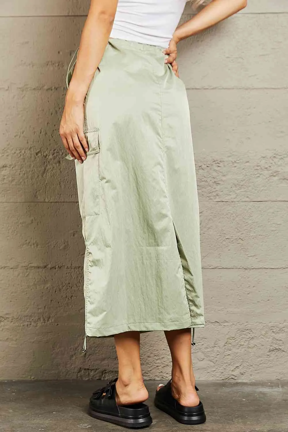 Women's HYFVE Just In Time High Waisted Cargo Midi Skirt